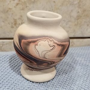 Vintage Nemadji Pottery Native American Brown & Pink Swirl Vaae